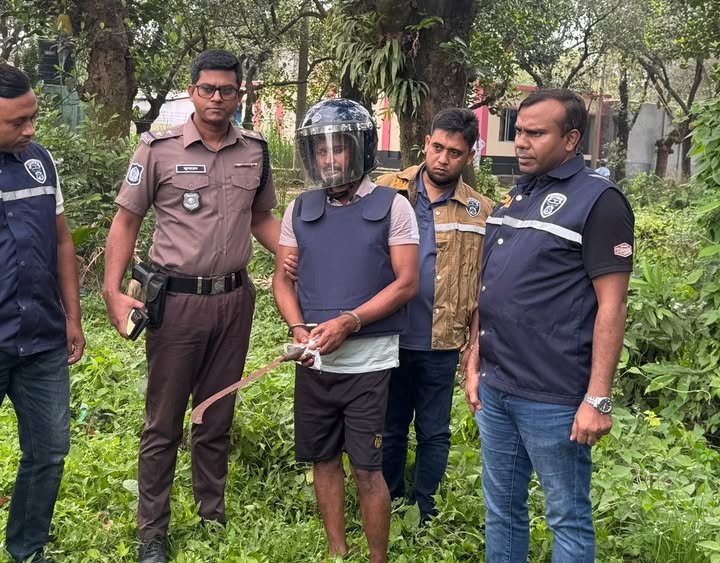 মোবাইল ফোন কেড়ে নেওয়াকে কেন্দ্র করে বিরোধের জেরে খুন, এক সপ্তাহের মধ্যে পিবিআইর আসামি গ্রেফতার