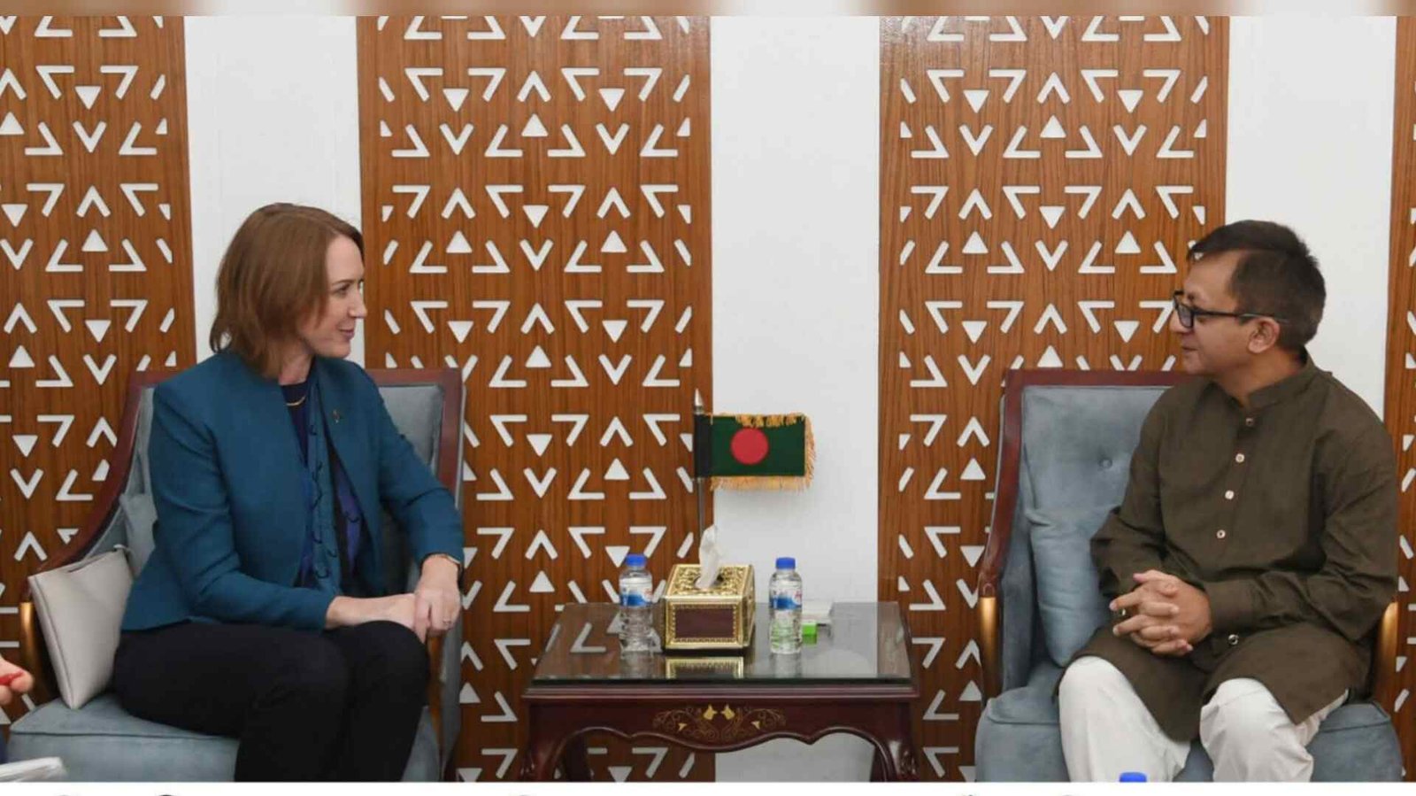 বাংলাদেশ-অস্ট্রেলিয়া বাণিজ্য ও বিনিয়োগ বাড়াতে জোর