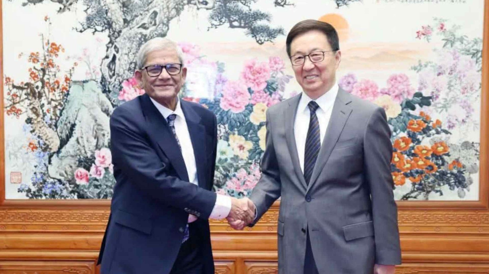 চীন সফরে বিএনপি প্রতিনিধি দল: সম্পর্ক উন্নয়নে নতুন দিগন্তের আশাবাদ