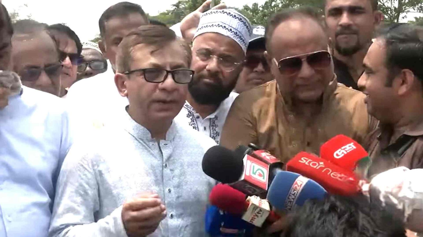 ডিজেলের দাম ১৫% বৃদ্ধি: ভোক্তায় প্রভাব ‘৩০ পয়সার বেশি নয়’ দাবি