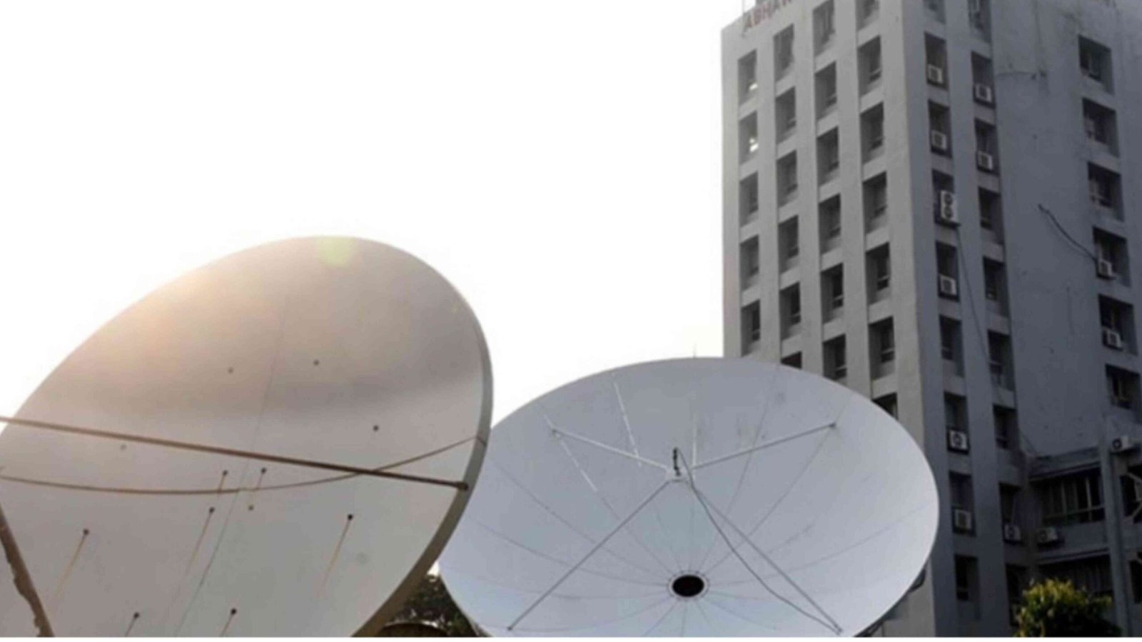 মৃদু তাপপ্রবাহ অব্যাহত, কোথাও কোথাও বৃষ্টি ও বজ্রসহ বৃষ্টির সম্ভাবনা