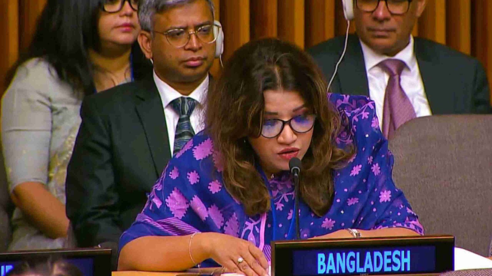 নারীদের শান্তি প্রতিষ্ঠায় আরও বড় ভূমিকার আহ্বান জানালেন শামা ওবায়েদ
