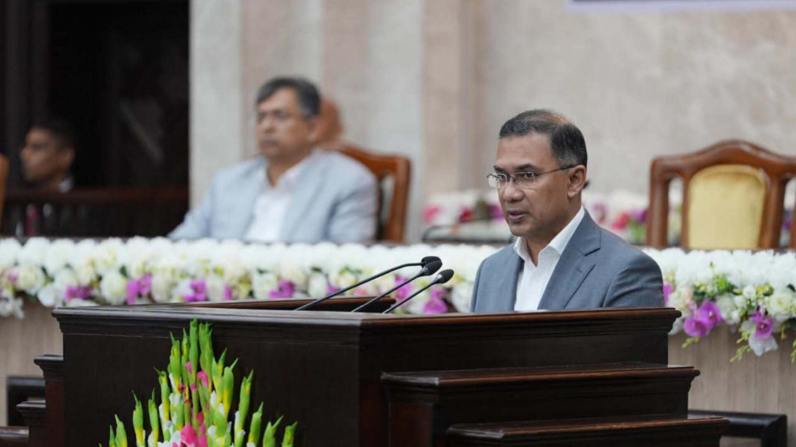 জনগণের ভালোবাসাই সবচেয়ে বড় শক্তি, নিরাপত্তা যেন দূরত্ব তৈরি না করে: প্রধানমন্ত্রী