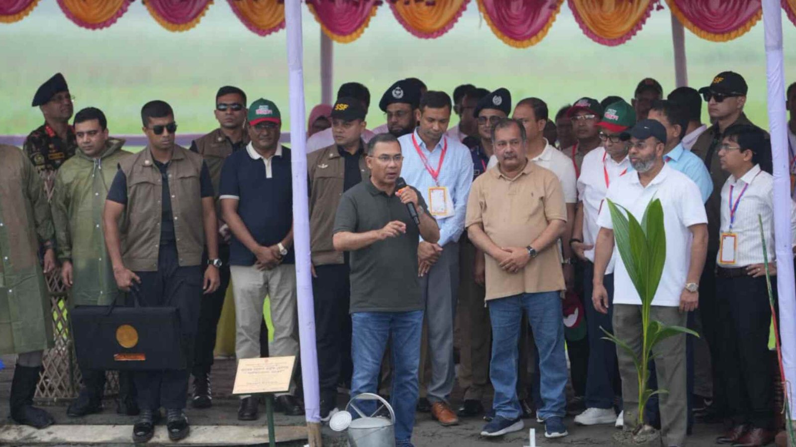 দেশকে পরিচ্ছন্ন রাখতে সবাইকে এগিয়ে আসার আহ্বান প্রধানমন্ত্রীর
