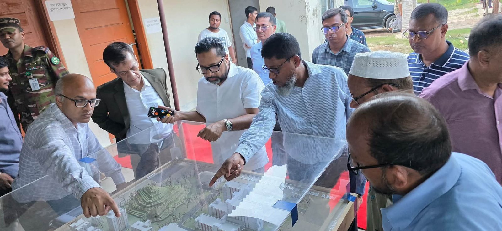 কক্সবাজারে উন্নয়ন প্রকল্প পরিদর্শন করলেন গণপূর্ত প্রতিমন্ত্রী